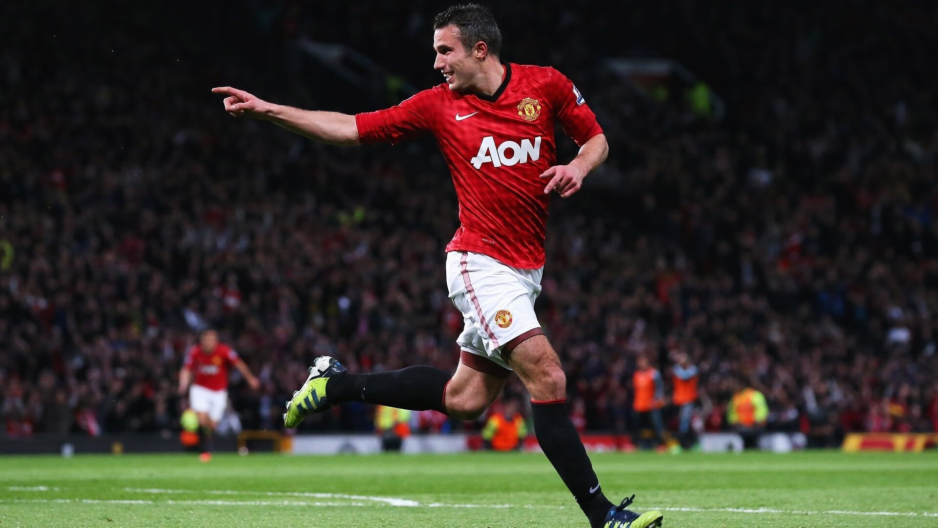 转会市场风云再起，豪门争夺战与新兴势力的崛起